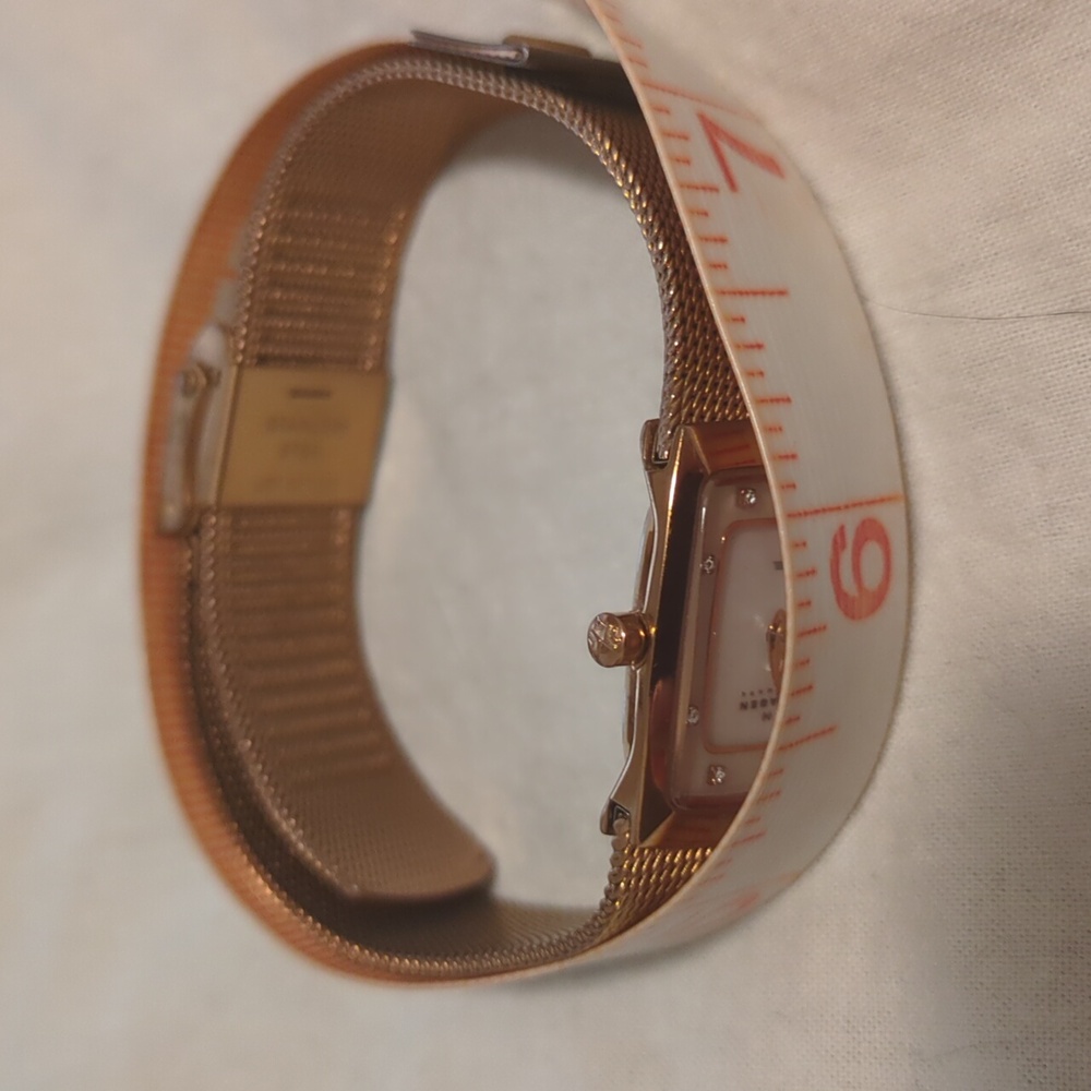 Rose gold Skagen wrist watch - Picture 5 of 6